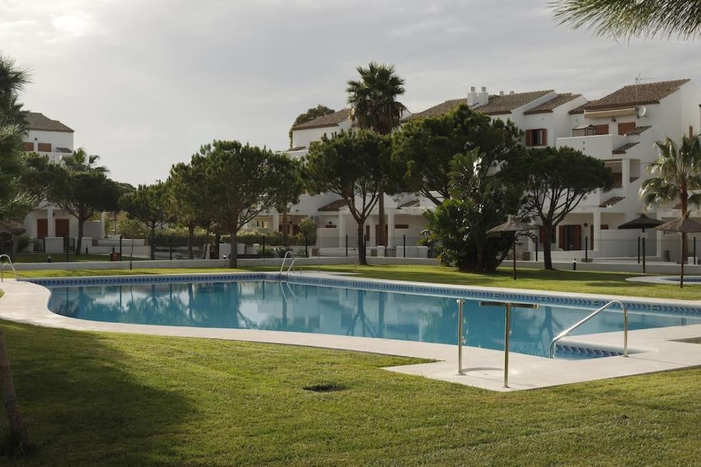 Precioso Apartamento A 700 M Del Mar Chiclana de la Frontera Exteriör bild